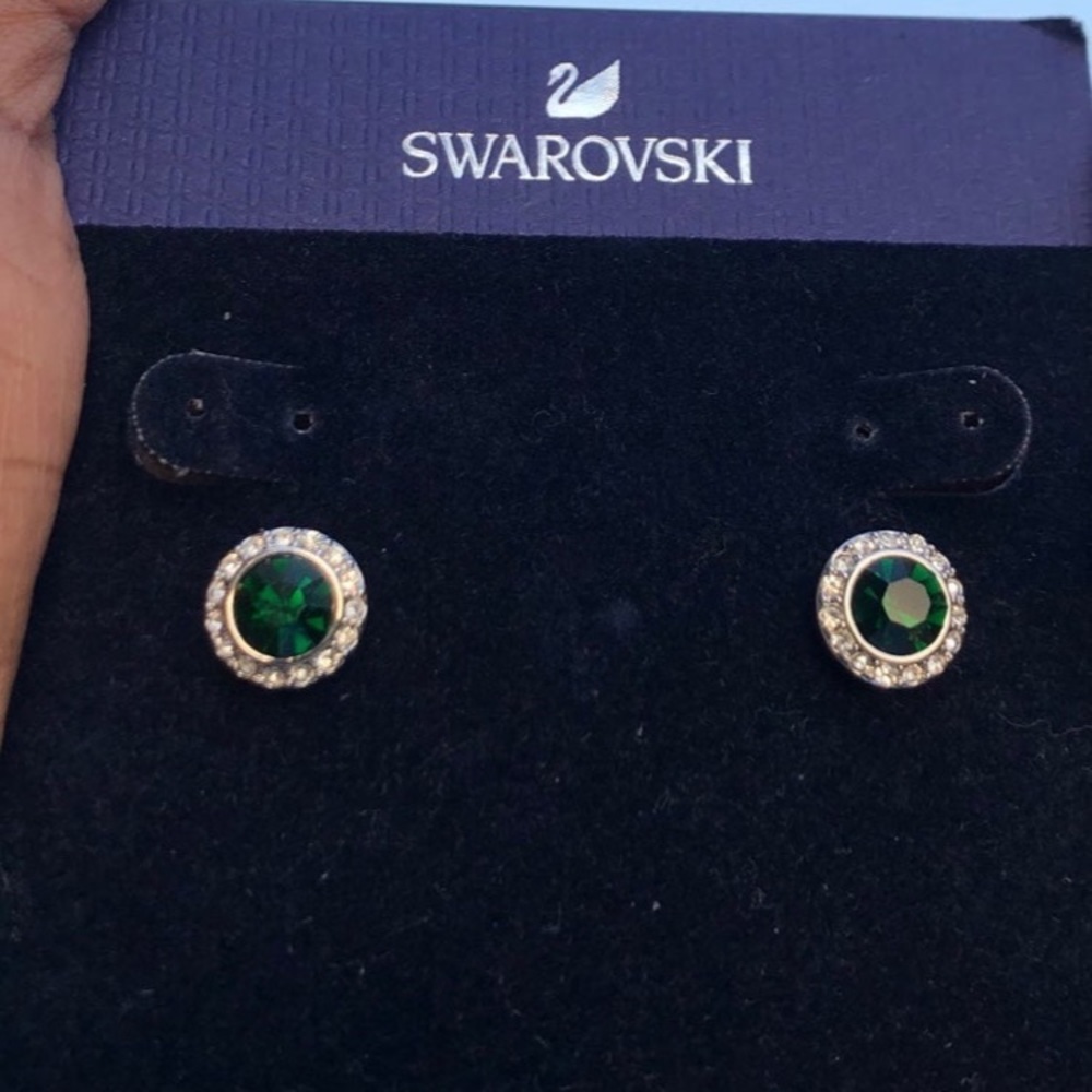 Authentic Swarovski angelic emerald rhodium plated earrings - Picture 4 of 11